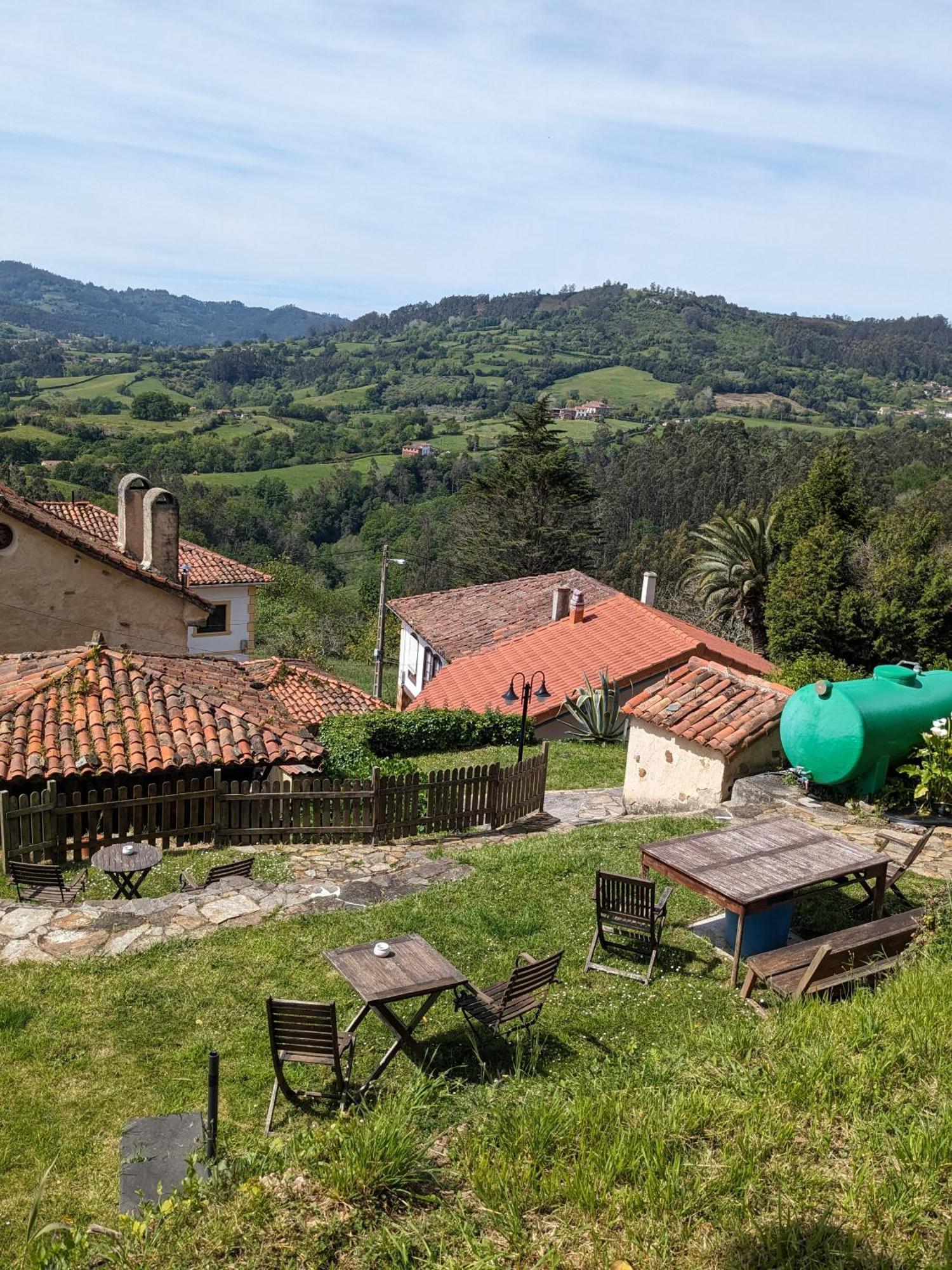 Las Casas De Isu Villaviciosa  Exteriör bild